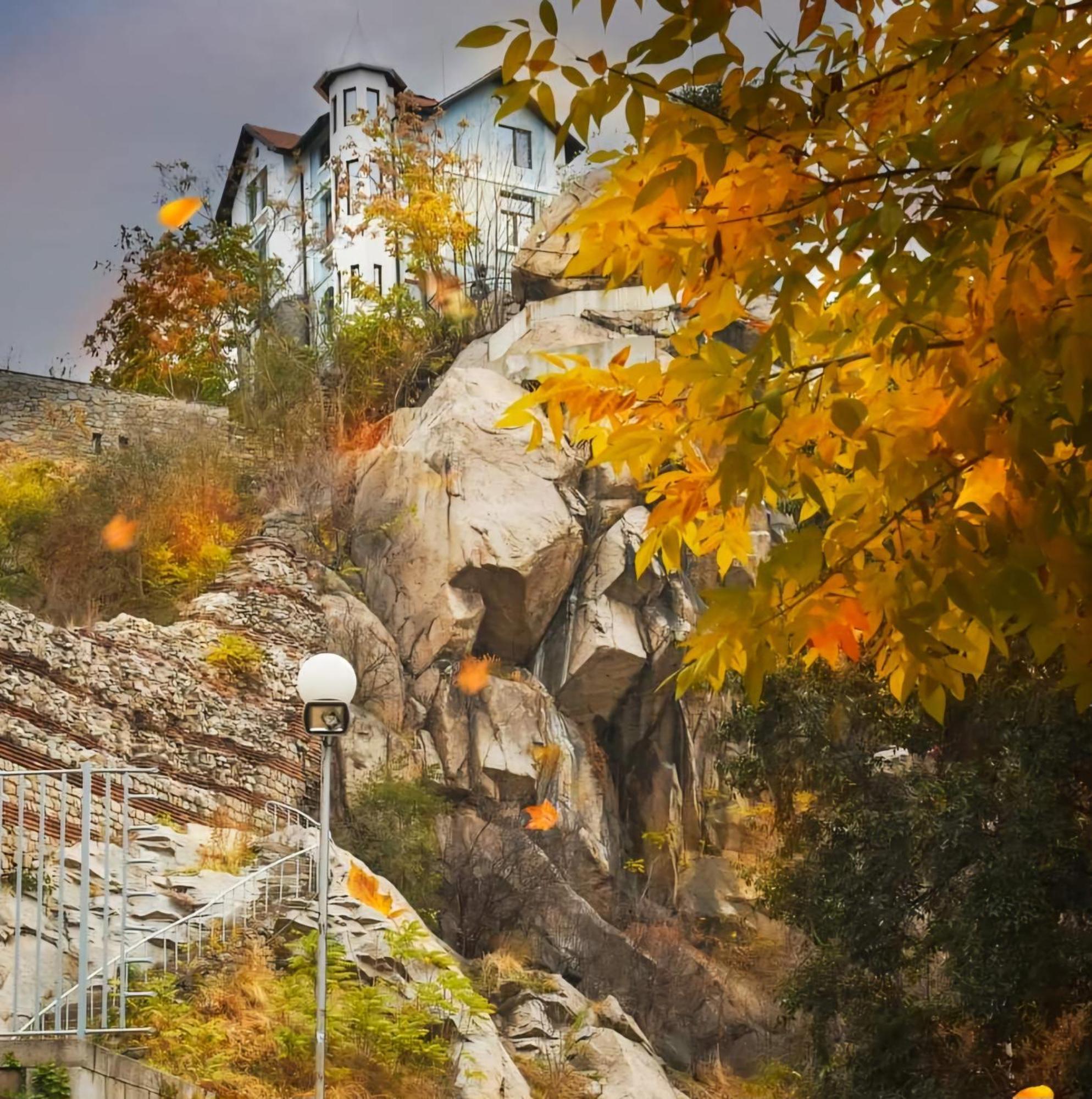 Holiday Plovdiv Buitenkant foto